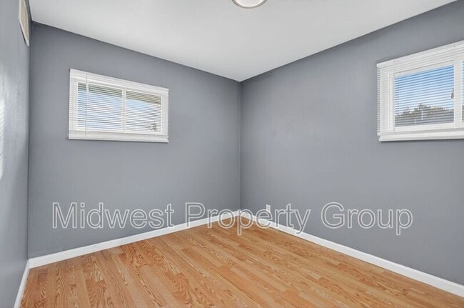 Building Photo - 148 Glen Garry Rd