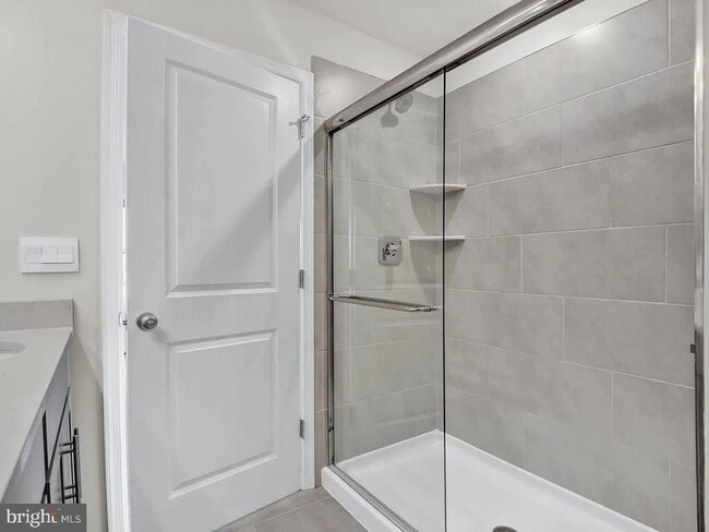 Building Photo - 723 Courier Ln