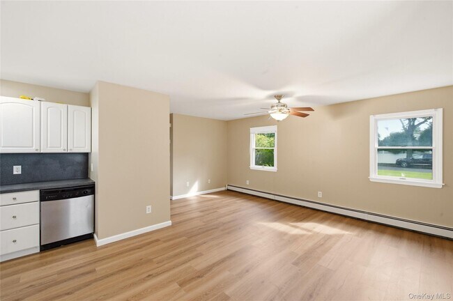 Building Photo - 34 Markwood Ln