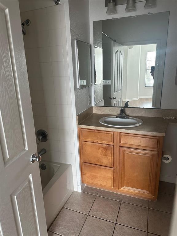 Building Photo - 6157 Metrowest Blvd