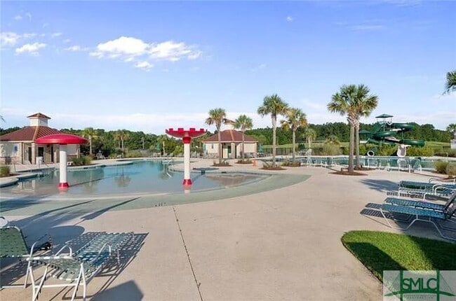 Building Photo - 126 Birch Cir