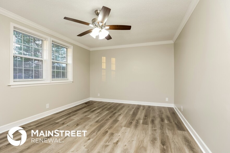 Building Photo - 7901 Chester Rd