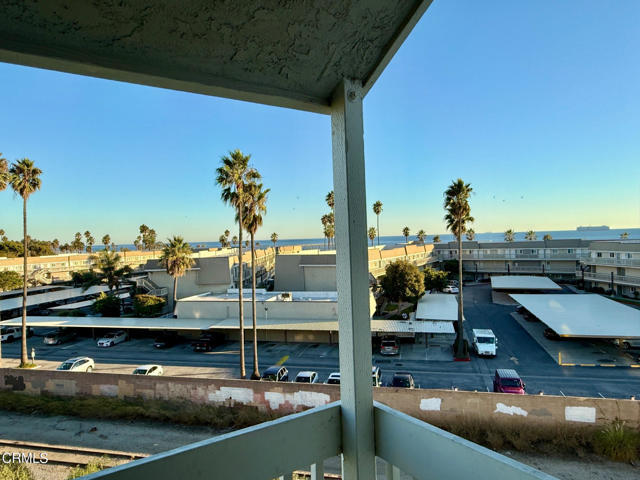 Building Photo - 259 S Ventura Rd