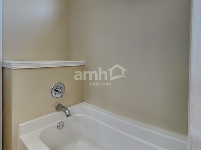 Building Photo - 97 Tenth Avenue