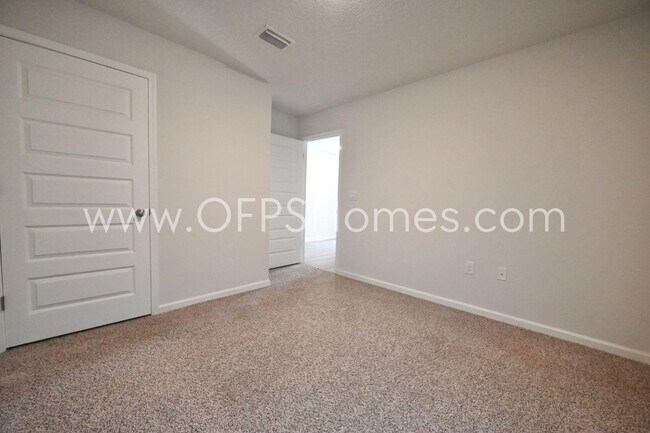 Building Photo - 4664 Honor Guard Wy