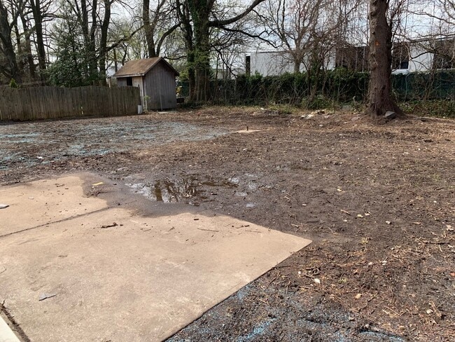 Building Photo - COMING SOON !! Spacious 3BR/2BA Home in a ...