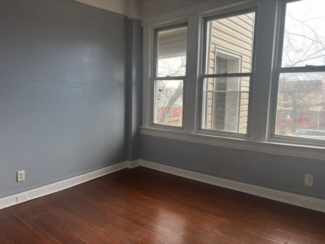 Building Photo - 319 Irvine Turner Blvd