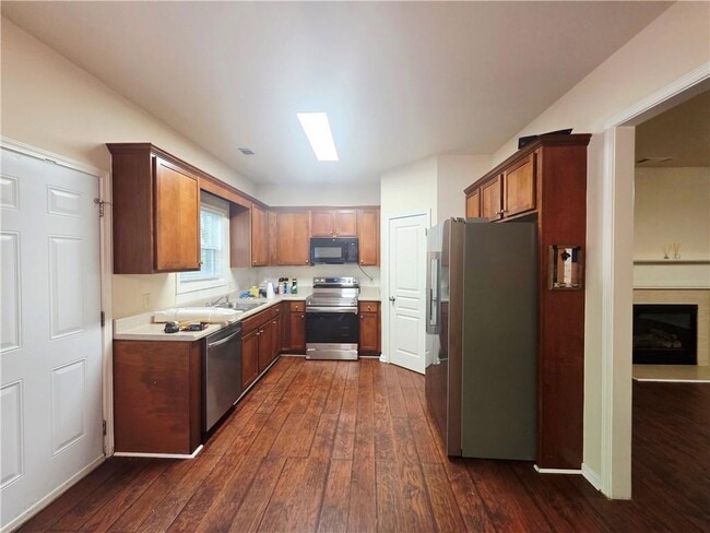 Building Photo - 3588 McClaren Way