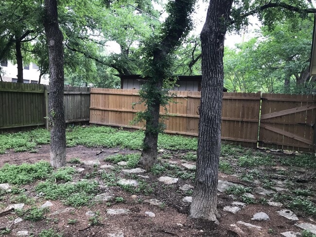 Building Photo - 9302 Canus Dr