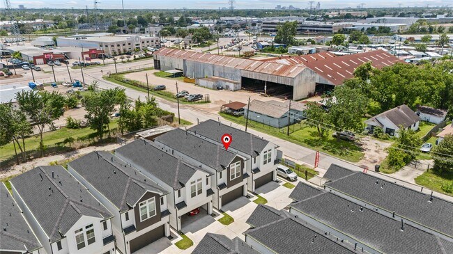 Building Photo - 3426 Bolin Rd