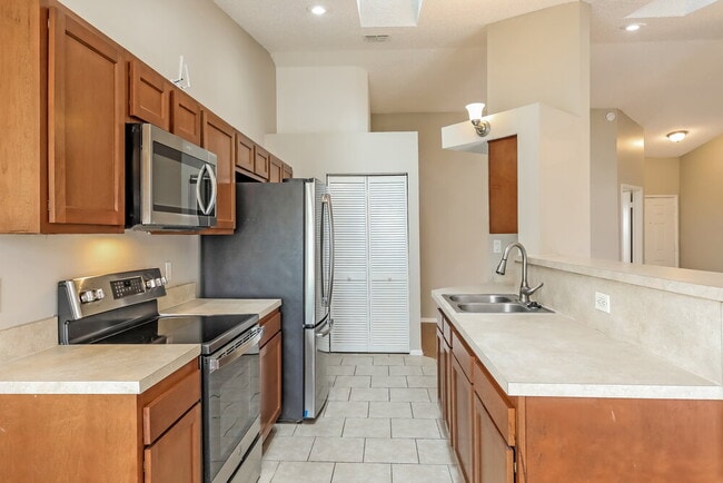 Building Photo - 4767 Wassail Dr