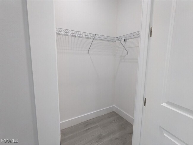 Building Photo - 3027 SW 16th Pl