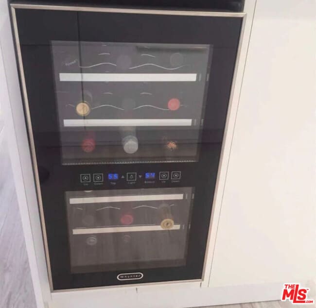 Building Photo - 4922 Genevieve Ave