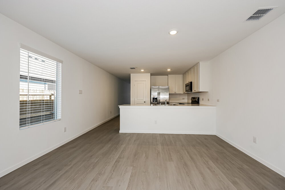 Building Photo - 122 Willow Wy