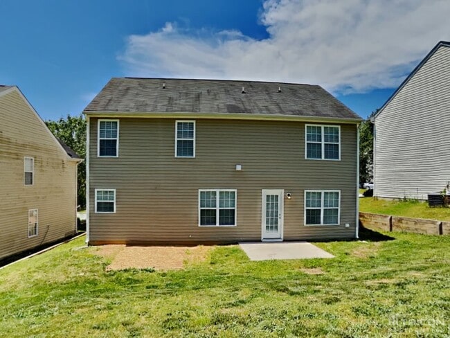Building Photo - 4812 Chapel Ridge Dr