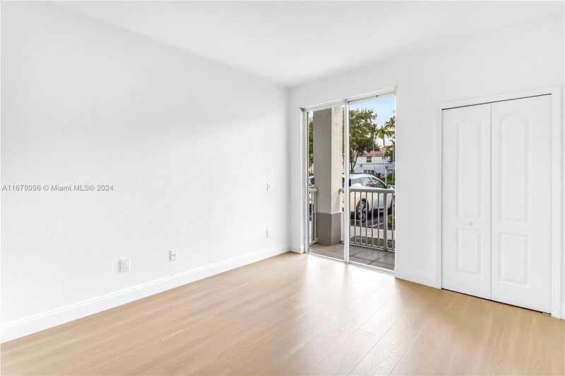 Building Photo - 4465 SW 160th Ave