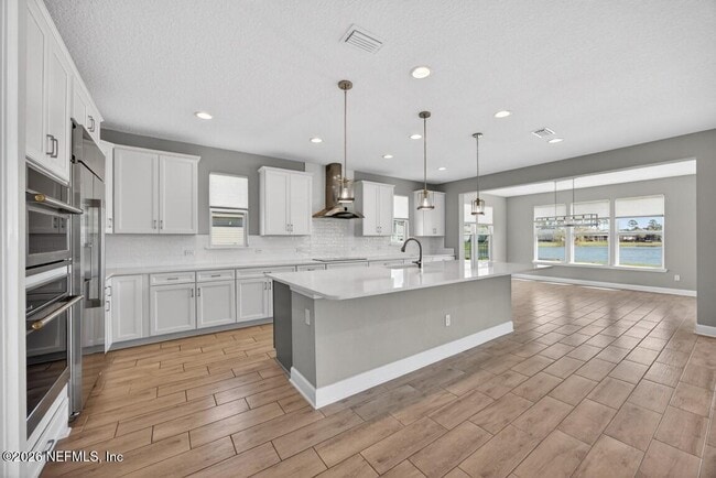 Building Photo - 85614 Fall River Pkwy