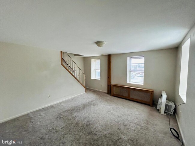 Building Photo - 6500 Ridge Ave
