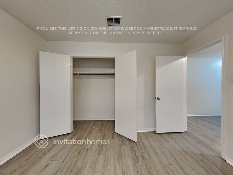 Building Photo - 1104 Scenic Hills Dr