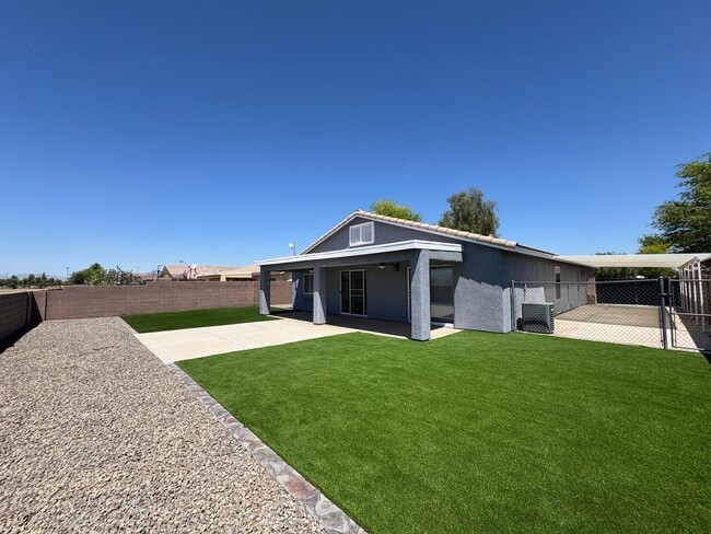 Building Photo - Welcome Home!!