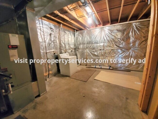 Building Photo - Charming Raised Rancher With Lawn Care Included