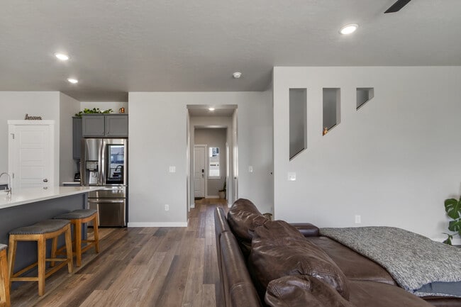 Building Photo - 2308 N Blue Marsh Wy