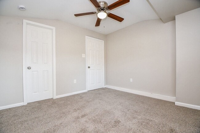 Building Photo - 2928 Wayne St