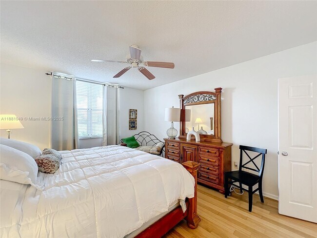 Building Photo - 11720 St Andrews Place St