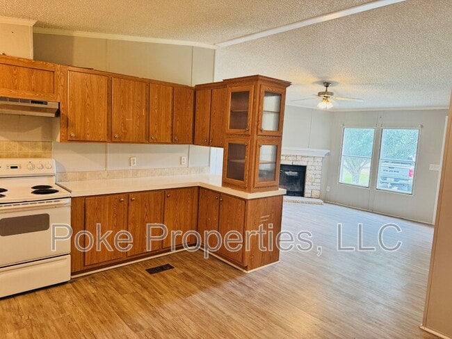 Building Photo - 147 Florence Cir