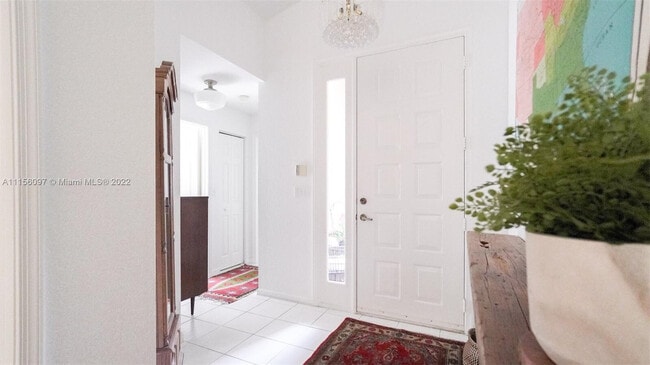 Building Photo - 5449 Grande Palm Cir