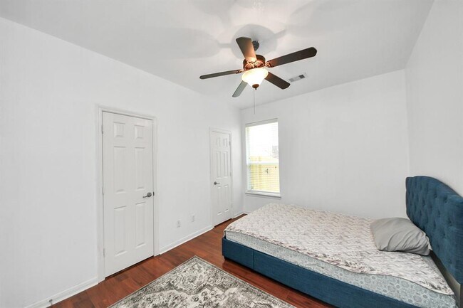 Building Photo - 18126 Rustic Brook Ct