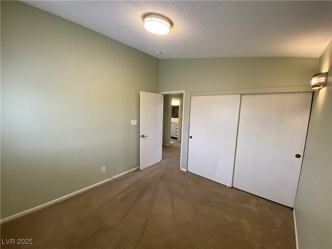Building Photo - 6209 O'Bannon Dr