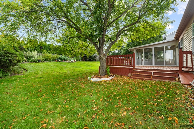 Building Photo - 1174 Hyannis Cir