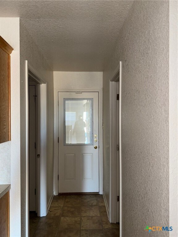 Building Photo - 3312 Cantabrian Dr