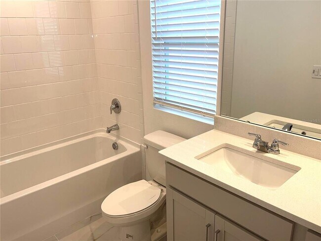 Building Photo - 1294 Tarflower Dr