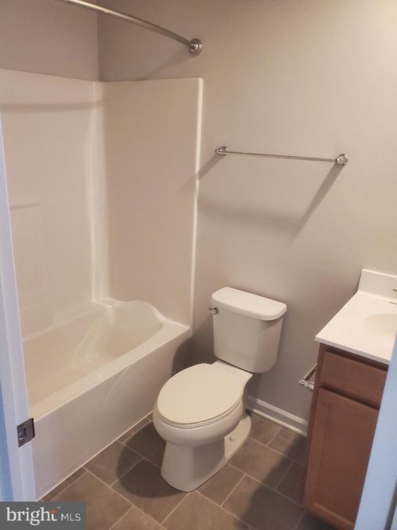 Building Photo - 3094 Egreton Rd