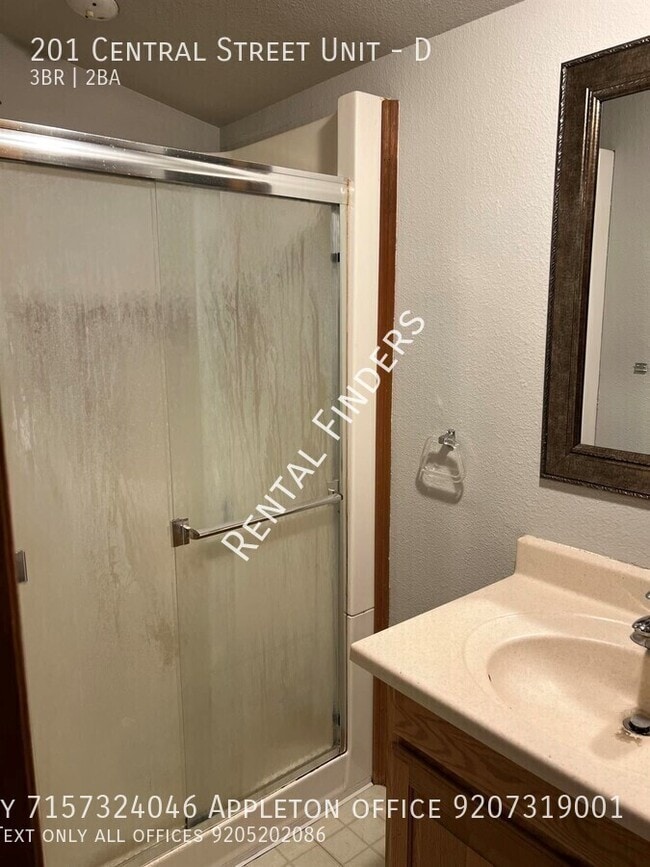 Building Photo - 201 Central St