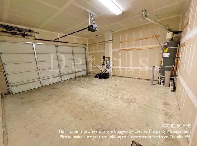 Building Photo - Nice 3 Bedroom Port Orchard Home