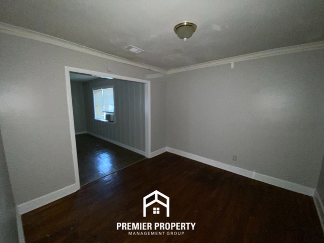 Building Photo - 1716 Warner Ave