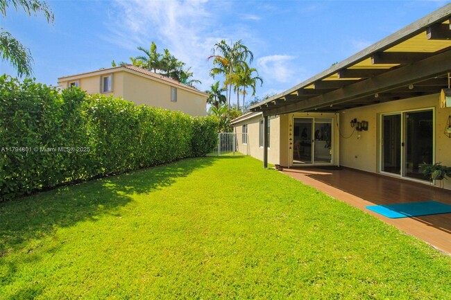 Building Photo - 1025 Bamboo Ln