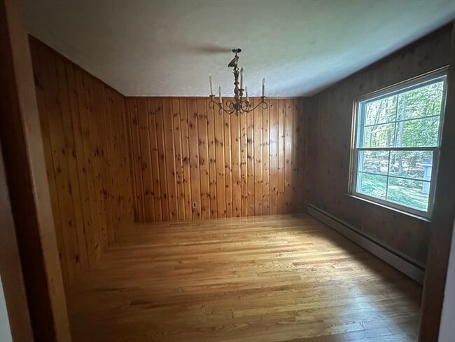 Building Photo - 35 Colton Ln