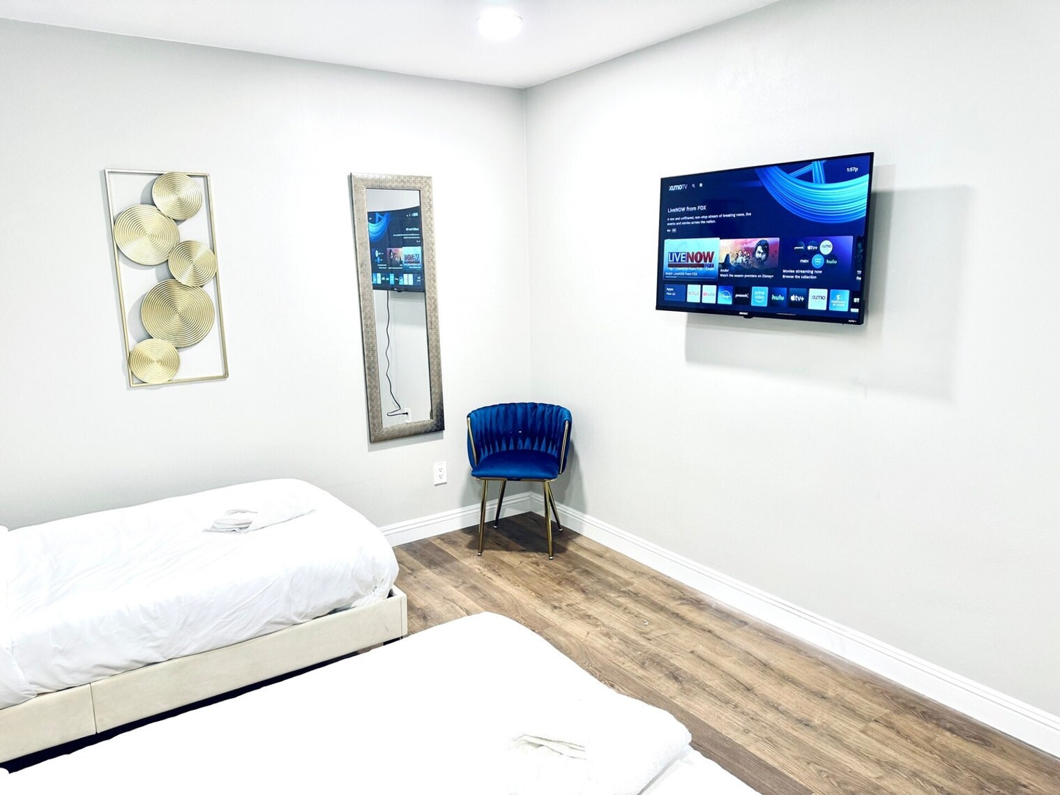 Building Photo - 1063-67 Gillespie Dr