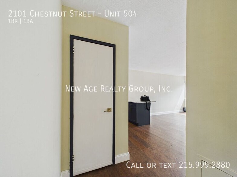 Building Photo - 2101 Chestnut St