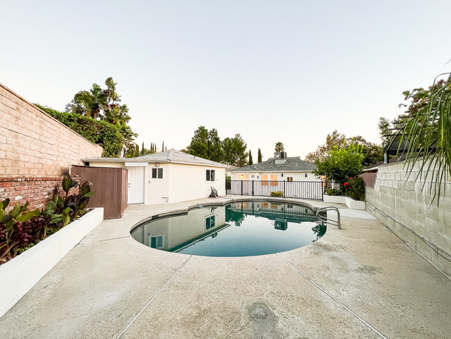 Behind Pool View - 3055 Henrietta Ave