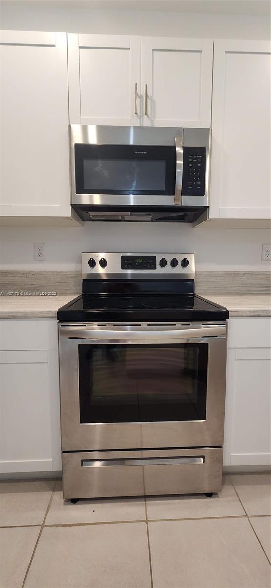 Building Photo - 2708 SE 15th Ct