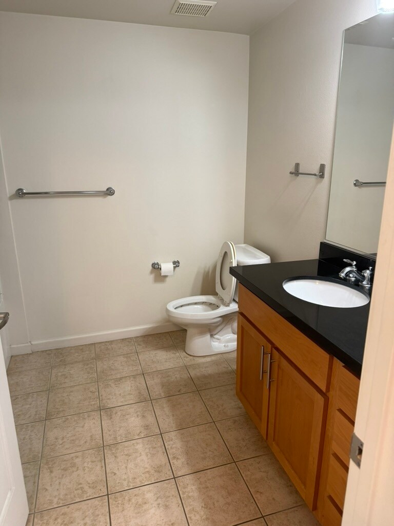 Building Photo - 1450 Idlewild Dr
