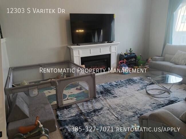 Building Photo - 12303 S Varitek Dr
