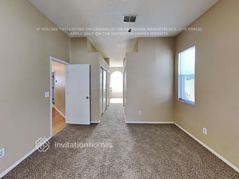 Building Photo - 28141 Brokenmead Path