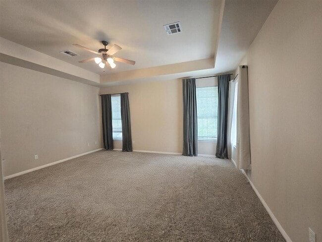 Building Photo - 10620 Chestnut Ridge Rd