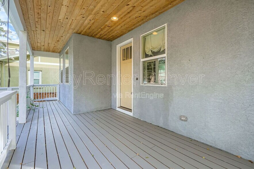 Building Photo - 2474 Eaton St